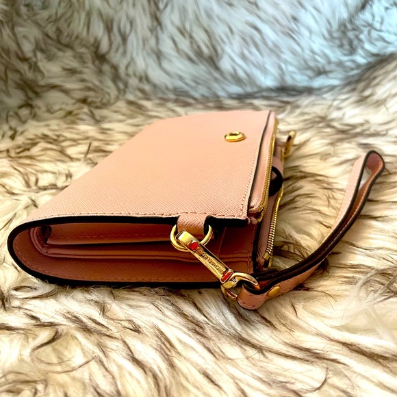 Michael Kors LG Jet Set Travel Double Zip Leather Wristlet - Picture 5 of 5